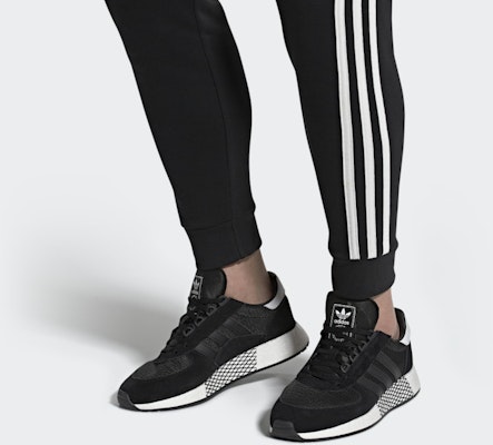 adidas Originals Marathon Tech 'Hitam Putih' EE4924 Purchase adidas Originals Marathon Tech 'Hitam Putih' EE4924