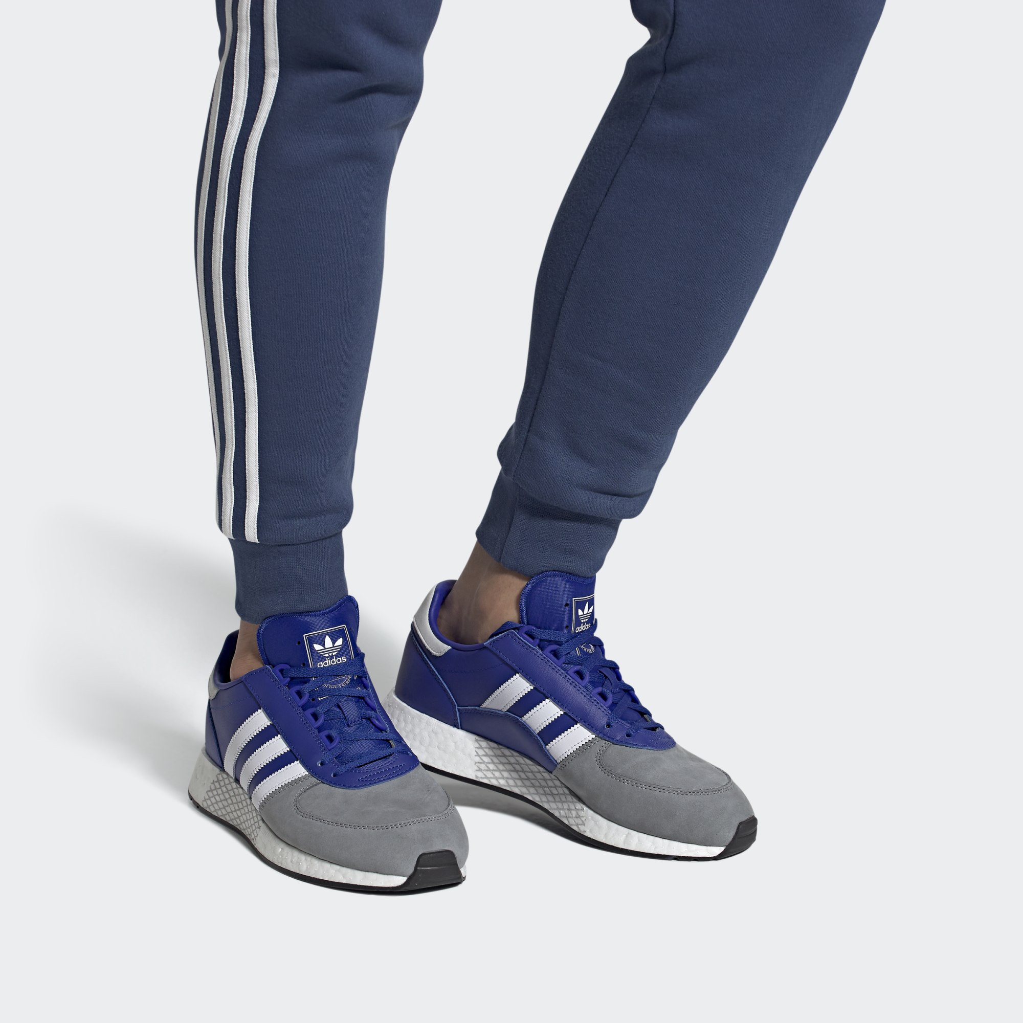 Sizing adidas Marathon Tech 'Biru Diraja Putih Awan Kelabu Tiga' Kasut Sukan EF4395