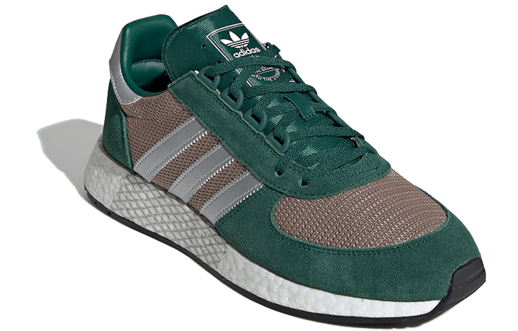 Lookbook adidas Originals Marathon Tech Herrenschuhe EE4928