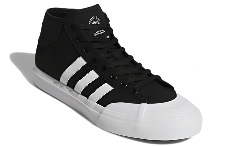 Lookbook adidas originals Match Court Mid 舒適耐磨休閒板鞋 黑白