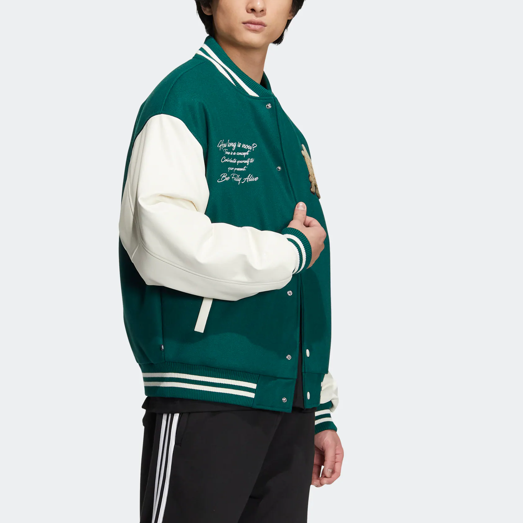 Purchase 阿迪达斯 Originals Mc Varsity Jkt 多色印花厚夹克 绿色 男款 HZ7093