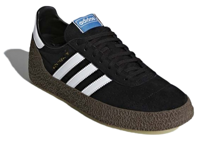 Lookbook adidas Originals Montreal 'Hitam Putih' CQ2176