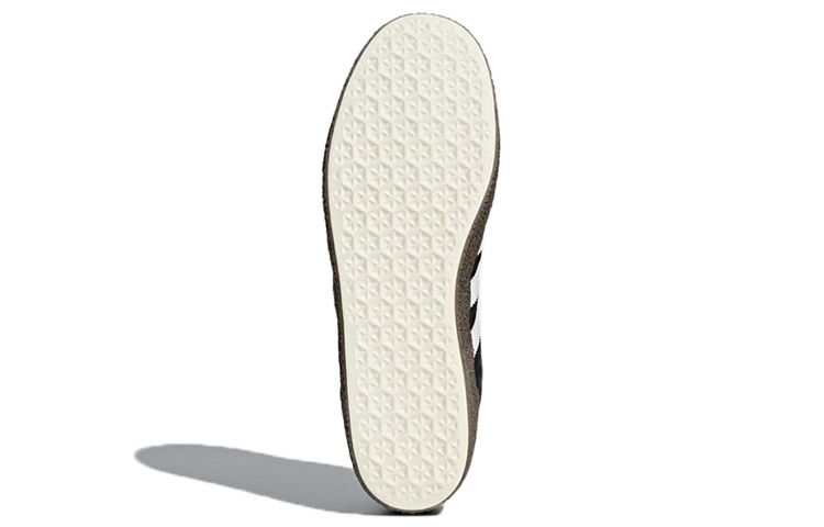 Details for adidas Originals Montreal 'Hitam Putih' CQ2176