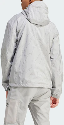 Chaqueta Rompevientos adidas Originals Montreal Gris Sólido con Estampado. IS2811 Shop Chaqueta Rompevientos adidas Originals Montreal Gris Sólido con Estampado. IS2811