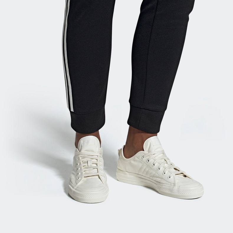 Purchase adidas Originals Nizza 'Triple Putih' F34945