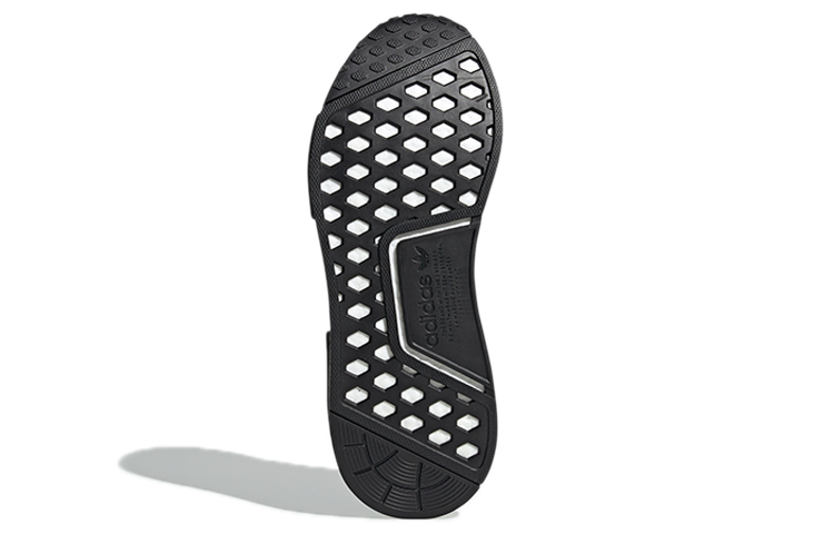 adidas Originals NMD_R1 'Charcoal Black' 圖 6