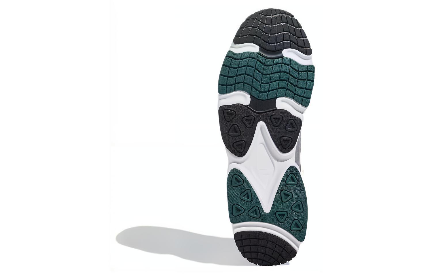 Purchase 阿迪达斯 Originals Ozmillen '绿色白色银色' IH0372