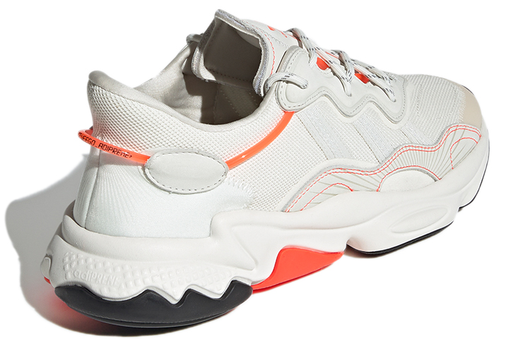 Shop adidas originals Ozweego 防滑耐磨 低筒 運動休閒鞋 男女同款 米橙色