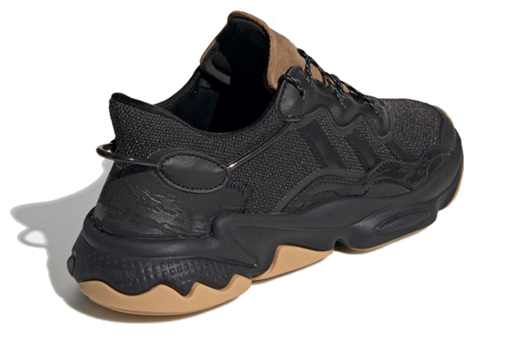 Shop 아디다스 오즈위고 '블랙 브라운'  (Adidas Ojeuigo 'Beullaek Beuraun') FV6643