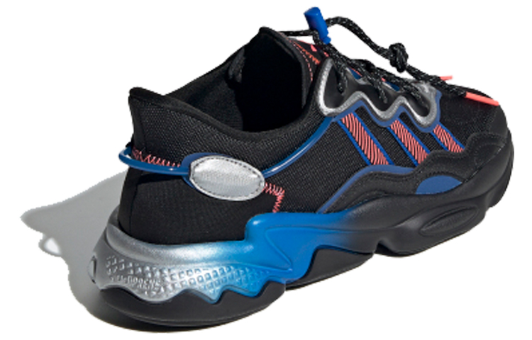 Lookbook 阿迪达斯三叶草 Ozweego 黑蓝色休闲运动鞋 FW4272