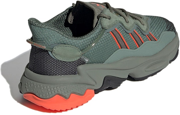 アディダス オリジナルス Ozweego "緑オレンジ" FV9674 Shop アディダス オリジナルス Ozweego "緑オレンジ" FV9674