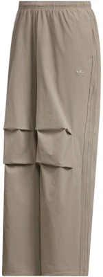 adidas Originals 降落傘寬鬆版型運動長褲 IA7505 Buy adidas Originals 降落傘寬鬆版型運動長褲 IA7505