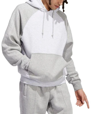 adidas Originals 復古風拼布連帽衫 淺灰色 HI3021 Lookbook adidas Originals 復古風拼布連帽衫 淺灰色 HI3021
