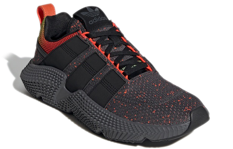 Lookbook 아디다스 오리지널 프로피어 V2 '블랙 레드' FW4265