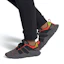 Sizing adidas originals PROPHERE V2 減震防滑 低幫 運動休閒鞋 男款 黑紅