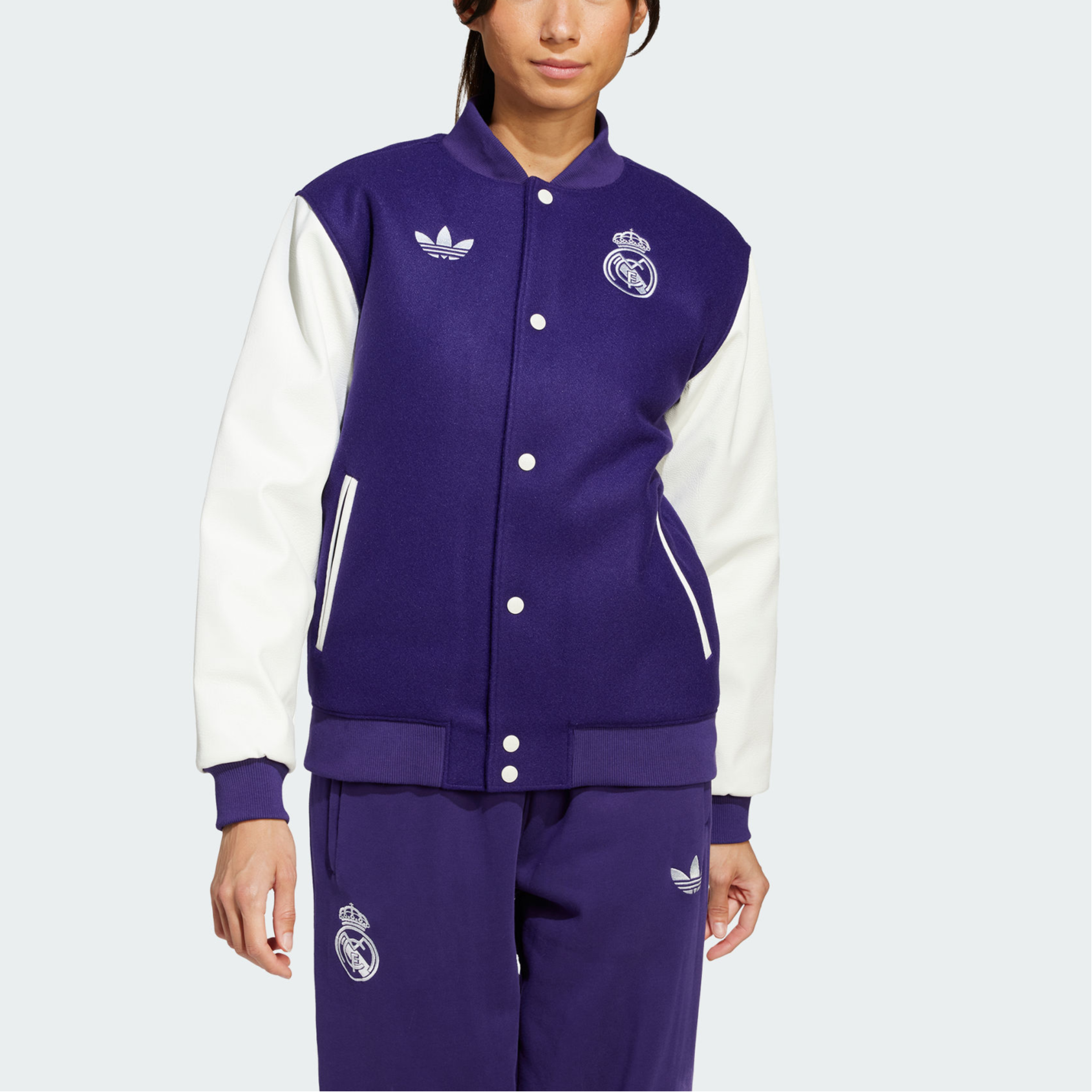 Lookbook 阿迪达斯Real Madrid FW24春节飞行夹克紫色 - 休闲风格 JF2587