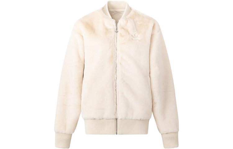 Shop 阿迪达斯Originals白色绣标可翻转皮毛飞行夹克 JE6124