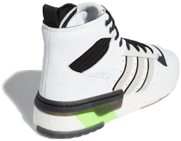 아디다스 오리지널스 라이벌리 RM 치 "블랙 화이트 그린" FU6694 Lookbook 아디다스 오리지널스 라이벌리 RM 치 "블랙 화이트 그린" FU6694