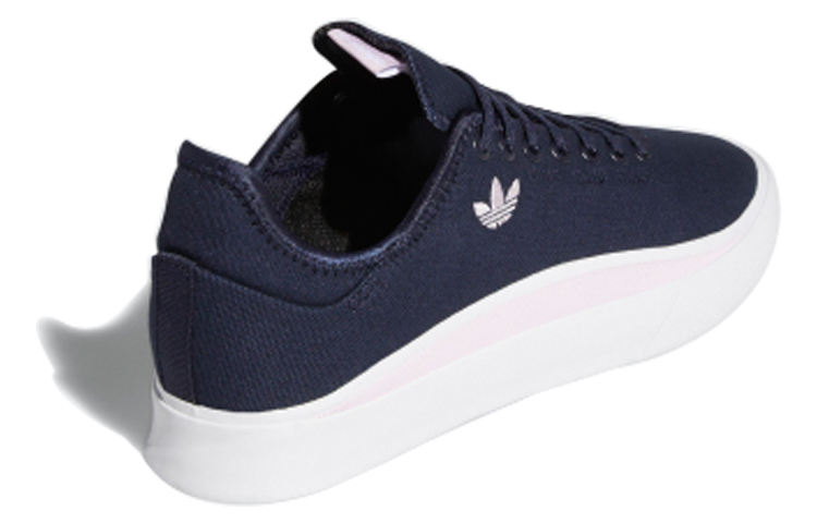 Lookbook 아디다스 오리지널 사발로 '블루' EG2778