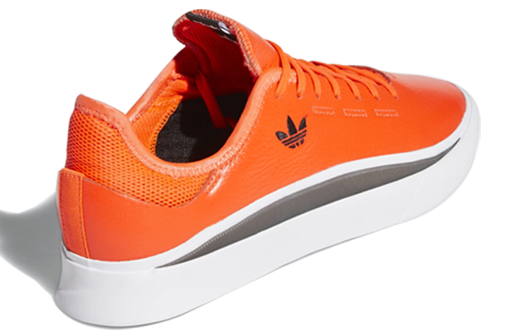 Lookbook adidas Originals Sabalo Orange EG2780
