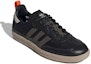 Lookbook adidas Samba OG Hijau Teras Metalik 'Hitam' EE5590