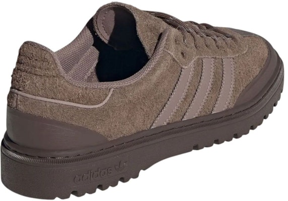 adidas Samba Winter 'Brown' JR0974 Details for adidas Samba Winter 'Brown' JR0974
