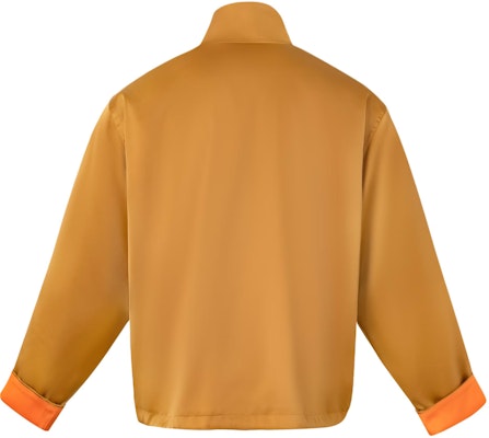 Chaqueta Unisex adidas Originals SS24 Retro Marrón Raya Cuello Mandarín Satinado. JD3379 Lookbook Chaqueta Unisex adidas Originals SS24 Retro Marrón Raya Cuello Mandarín Satinado. JD3379