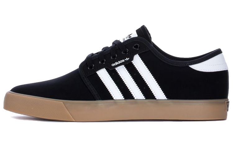 adidas originals Seeley 'Black White' EE6136