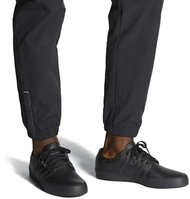 adidas Originals Seeley Xt 'Hitam' FV5263 Sizing adidas Originals Seeley Xt 'Hitam' FV5263