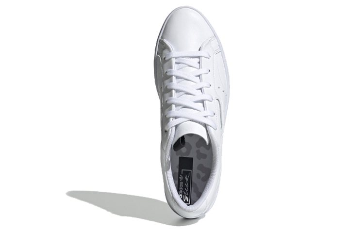 Shop アディダス オリジナルス スリーク 白 (ウィメンズ) EH2655