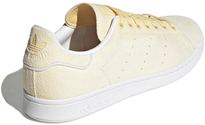 adidas Originals Stan Smith 耐磨輕便休閒板鞋 米色 男女同款 Shop adidas Originals Stan Smith 耐磨輕便休閒板鞋 米色 男女同款