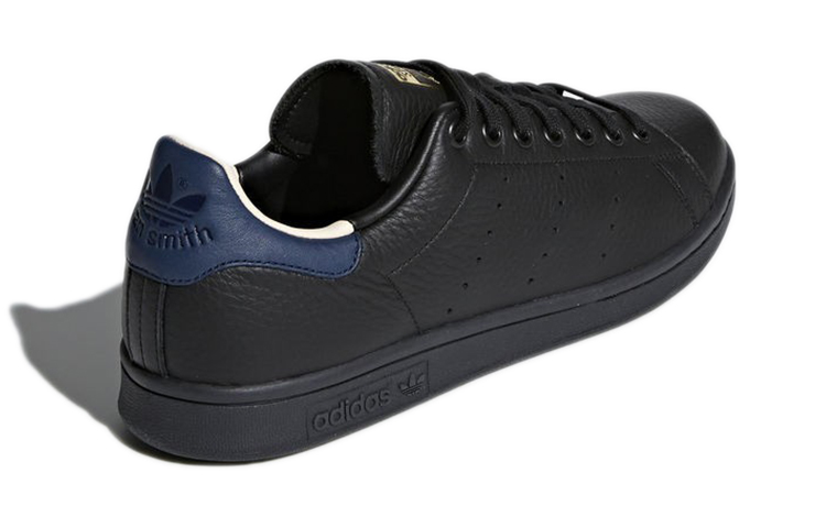 Shop adidas Originals Stan Smith 'Negro Puro' CQ2203