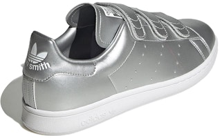 スタンスミス アーバンリサーチ "シルバーメタリック" HQ7064 Shop スタンスミス アーバンリサーチ "シルバーメタリック" HQ7064