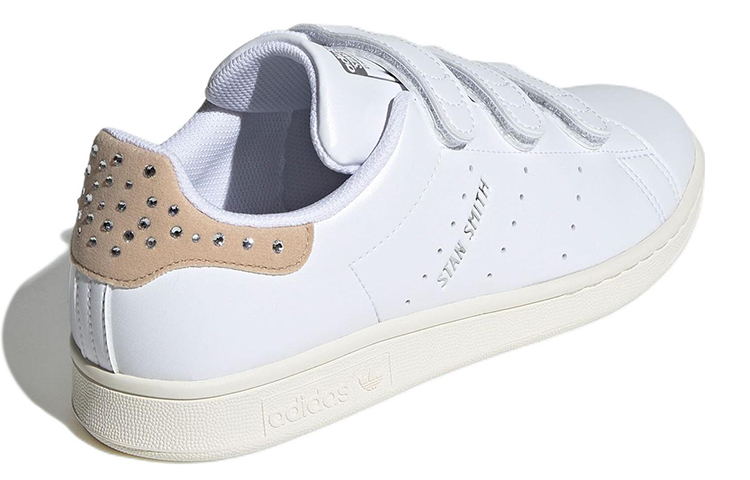Shop 아디다스 오리지널 스탠스미스 '화이트 베이지 다이아몬드' GX1599
