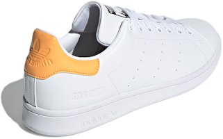 阿迪达斯三叶草史密斯经典白黑黄配色 FX5581 Shop 阿迪达斯三叶草史密斯经典白黑黄配色 FX5581