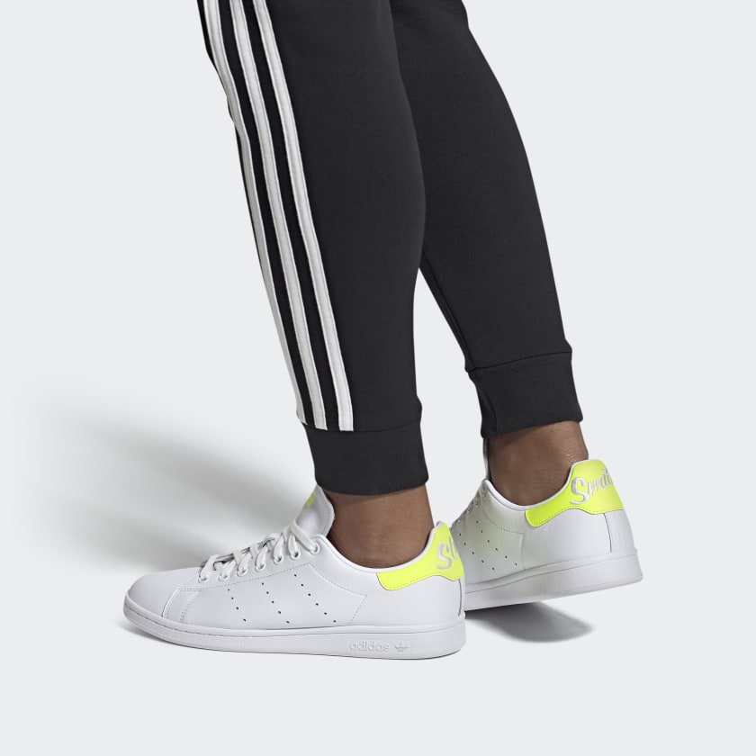 Sizing adidas Originals Stan Smith 'Putih Kuning' EE5820