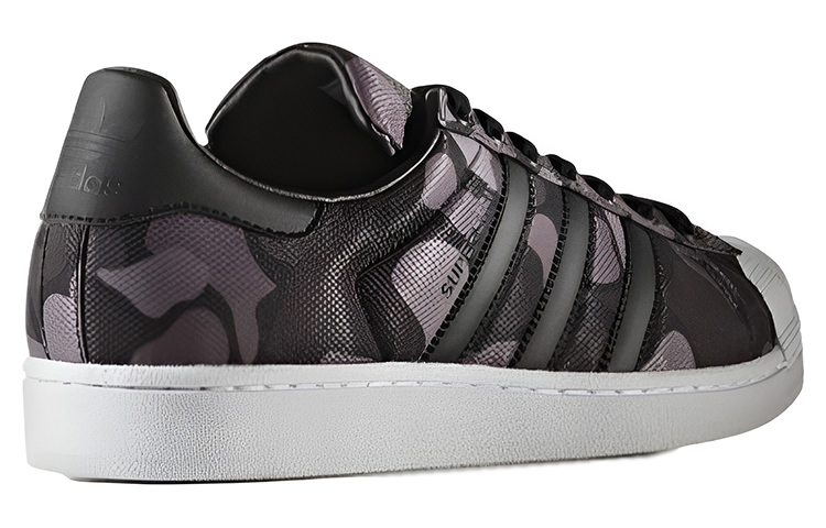 Shop 아디다스 오리지널 슈퍼스타 80s 블랙 (편안함) BZ0189