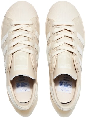 アディダス オリジナルス スーパースター 82 ベージュ IF5416 Lookbook アディダス オリジナルス スーパースター 82 ベージュ IF5416