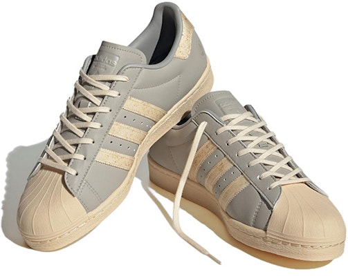adidas Originals Superstar 82 'Gris Metalizado' IE6958 Lookbook adidas Originals Superstar 82 'Gris Metalizado' IE6958