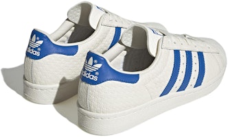 adidas Originals Superstar 82 防滑耐磨 低幫 板鞋 男款 白藍 Shop adidas Originals Superstar 82 防滑耐磨 低幫 板鞋 男款 白藍