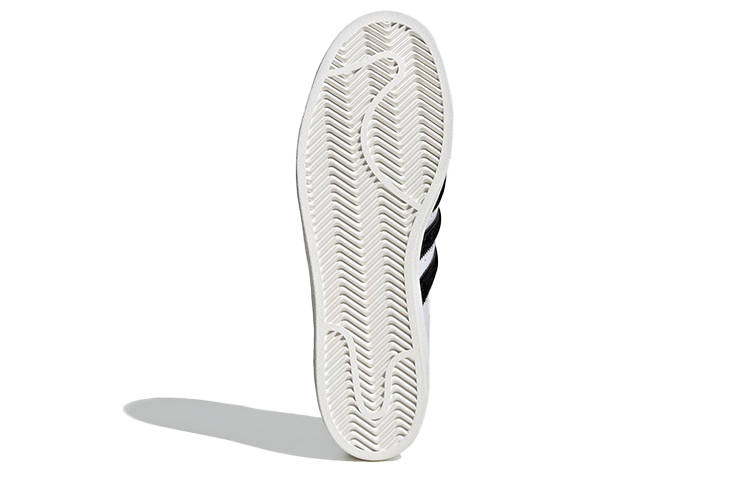 Details for 阿迪达斯 Originals Superstar 运动鞋 '白黑金' FW4432