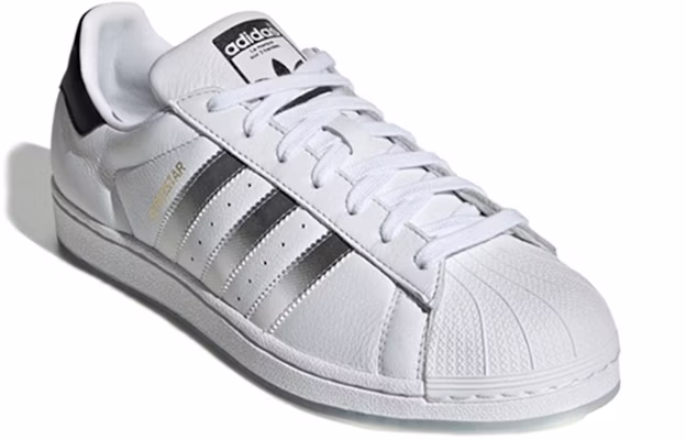 アディダス オリジナルス スーパースター "黒白" EG9289 Lookbook アディダス オリジナルス スーパースター "黒白" EG9289