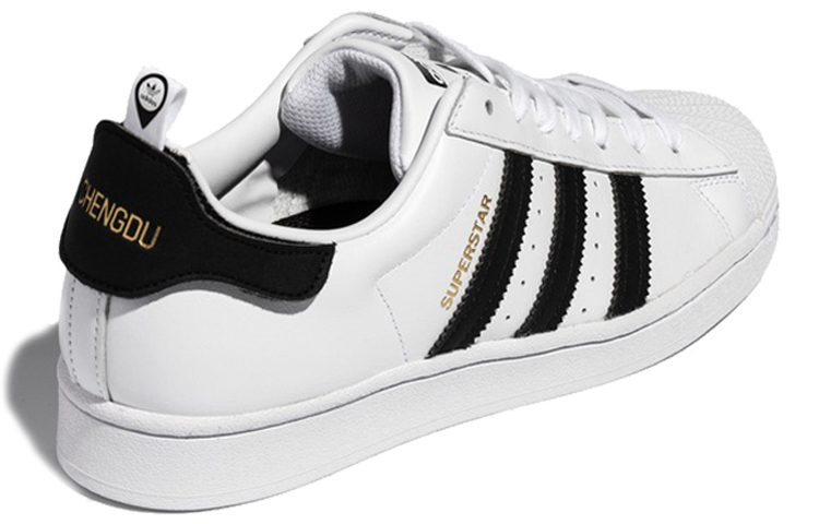 Shop adidas Originals Superstar Retro Zapatillas Skate Blancas Negras Unisex FX7785