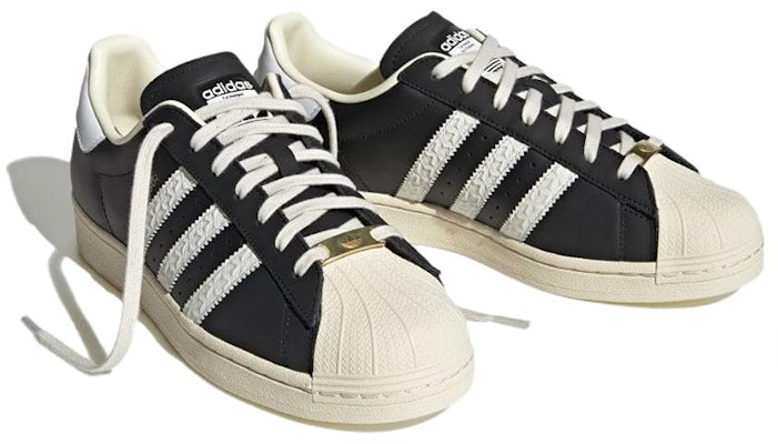 アディダス オリジナルス スーパースター 黒/白 ID4676を購入 - Novelship アディダス オリジナルス スーパースター 黒/白 ID4676を購入 - Novelship