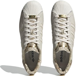 阿迪达斯三叶草 Superstar '米色' ID4683 Lookbook 阿迪达斯三叶草 Superstar '米色' ID4683