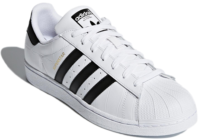 Lookbook adidas Original Superstar 'Putih Low Top' AC8558