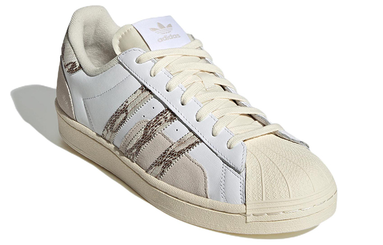 Lookbook adidas Originals Superstar 'Blanco Crema Marrón' GY3420