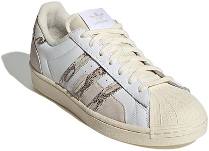 adidas Originals Superstar 'Putih Krim Coklat' GY3420 Lookbook adidas Originals Superstar 'Putih Krim Coklat' GY3420