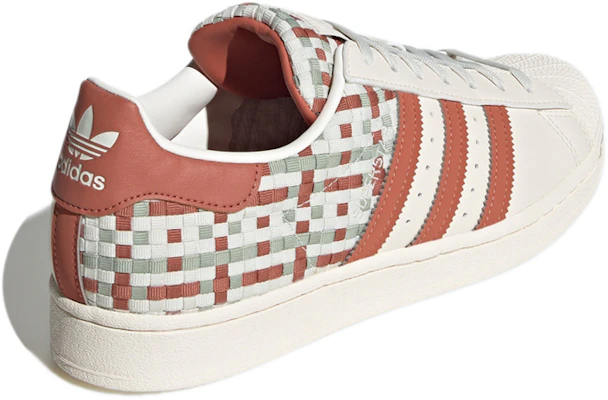 阿迪达斯三叶草男女款Superstar低帮运动鞋 白/红/绿 GV9230 Shop 阿迪达斯三叶草男女款Superstar低帮运动鞋 白/红/绿 GV9230