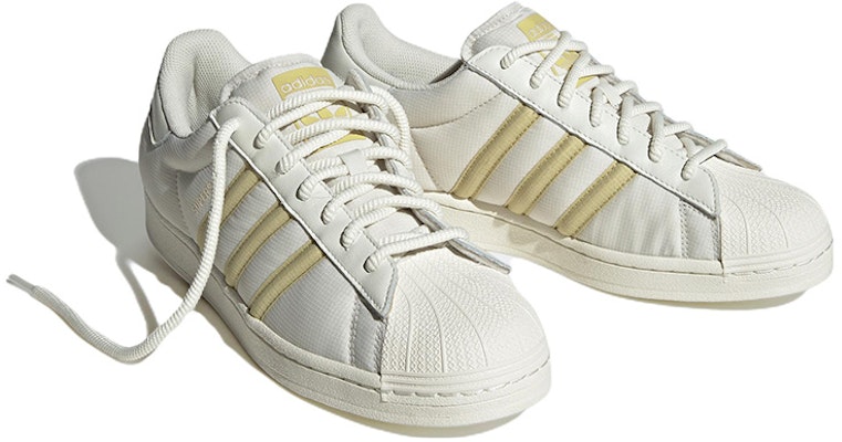 adidas originals Superstar 潮流休閒 防滑耐磨 低筒 滑板鞋 男女同款 白黃 Lookbook adidas originals Superstar 潮流休閒 防滑耐磨 低筒 滑板鞋 男女同款 白黃